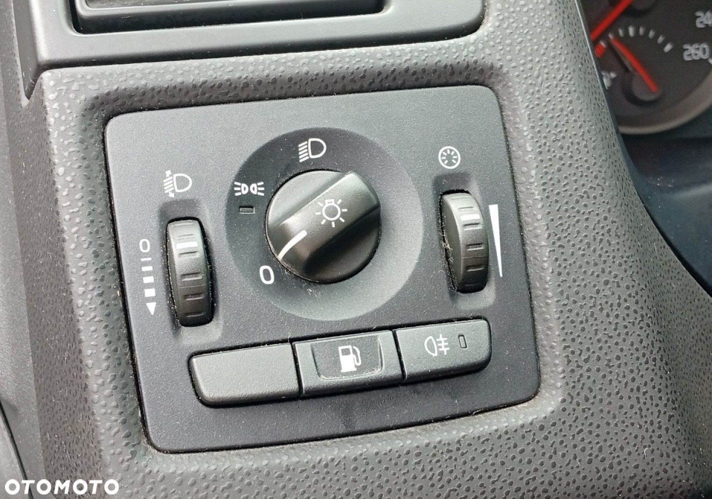 Volvo V40 - 27