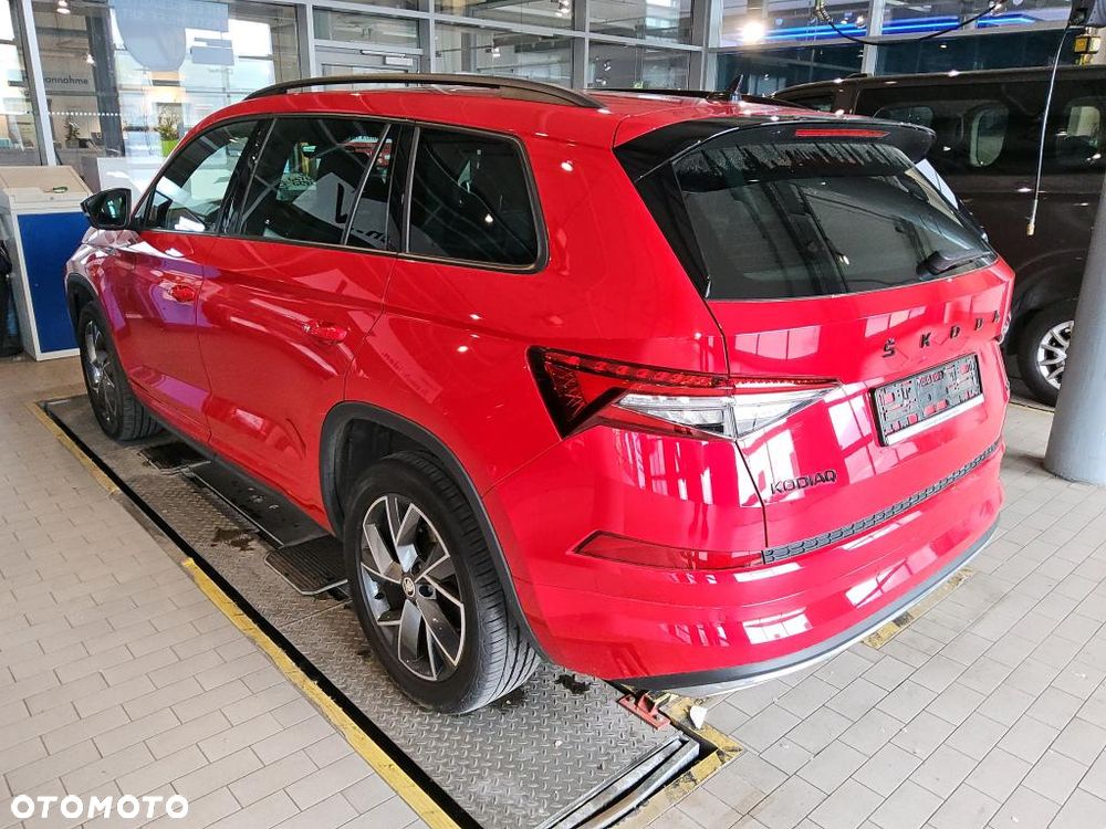 Skoda Kodiaq 2.0 TSI 4x4 DSG Sportline - 4