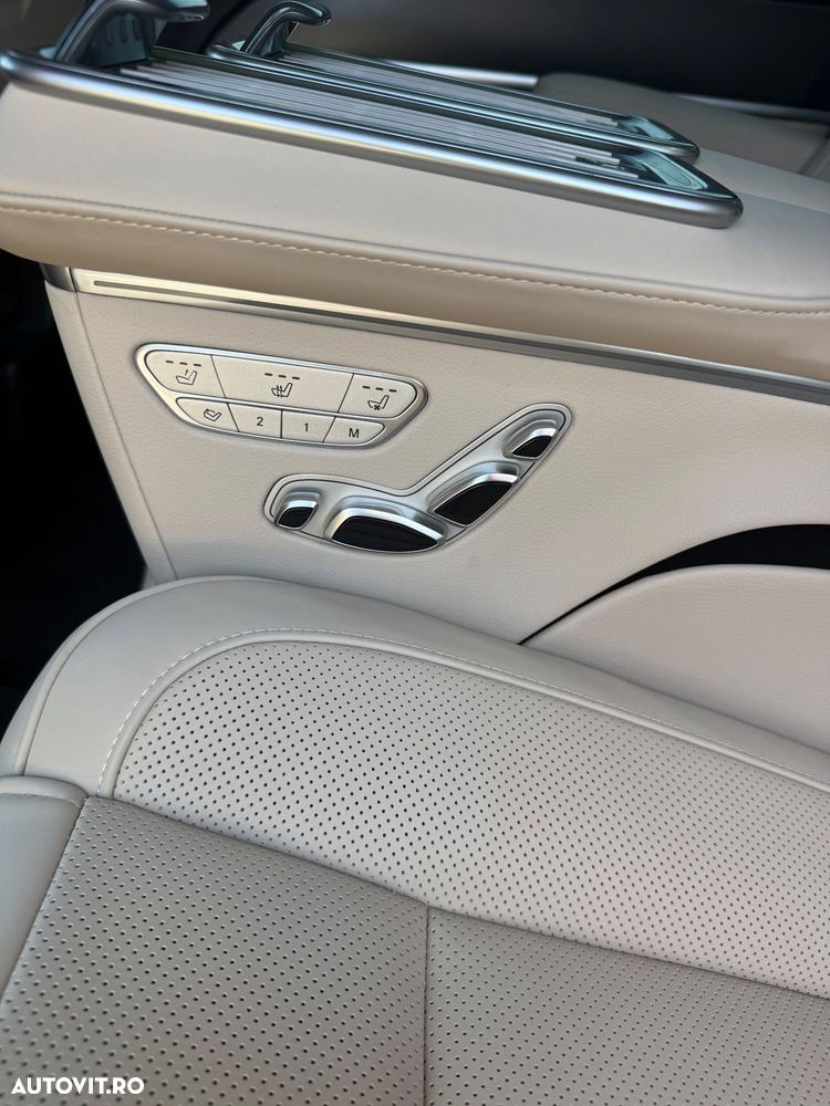 Mercedes-Benz V 300 d Lang 4Matic 9G-TRONIC Exclusive - 11