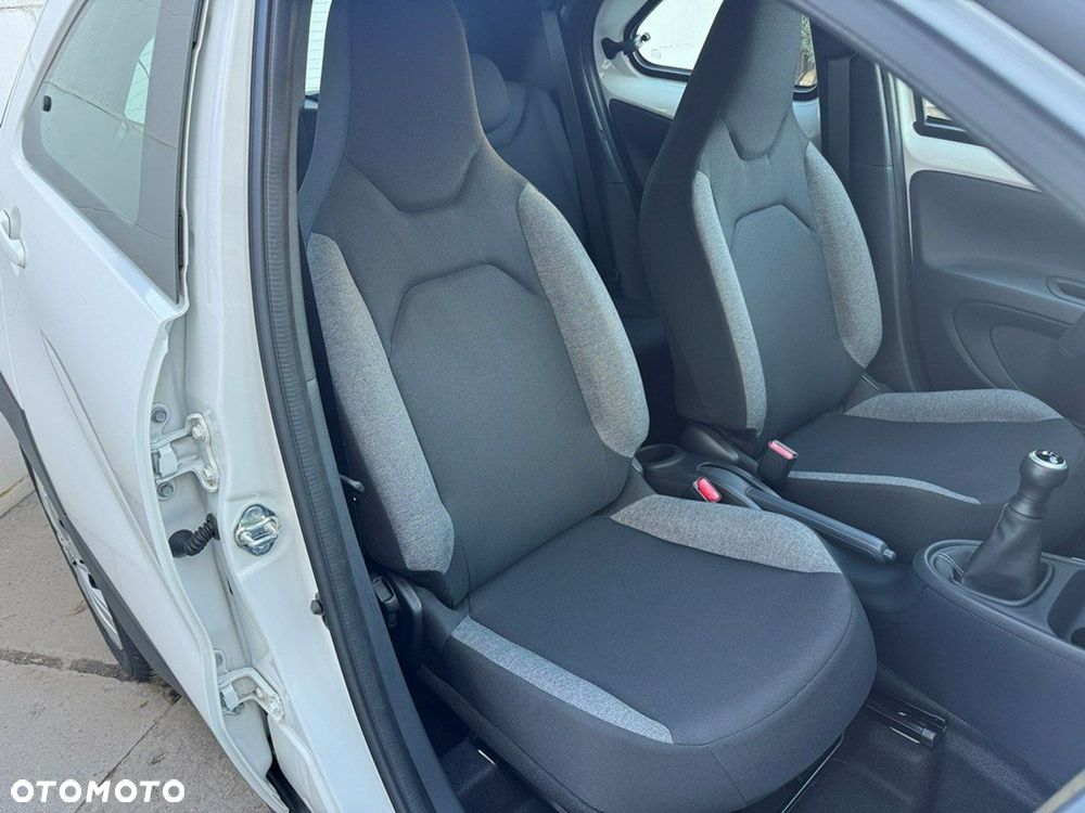 Toyota Aygo X - 9