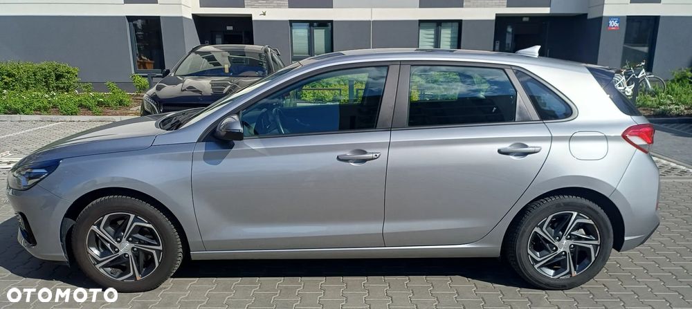 Hyundai i30 1.5 DPI Smart - 11