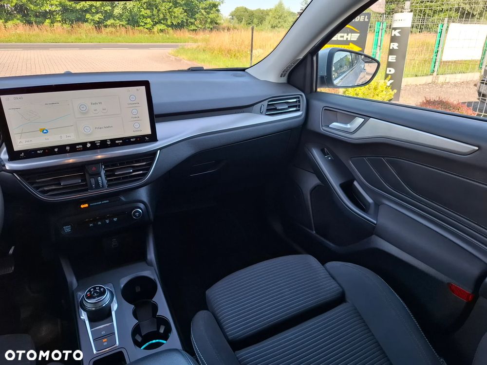 Ford Focus SW - 24