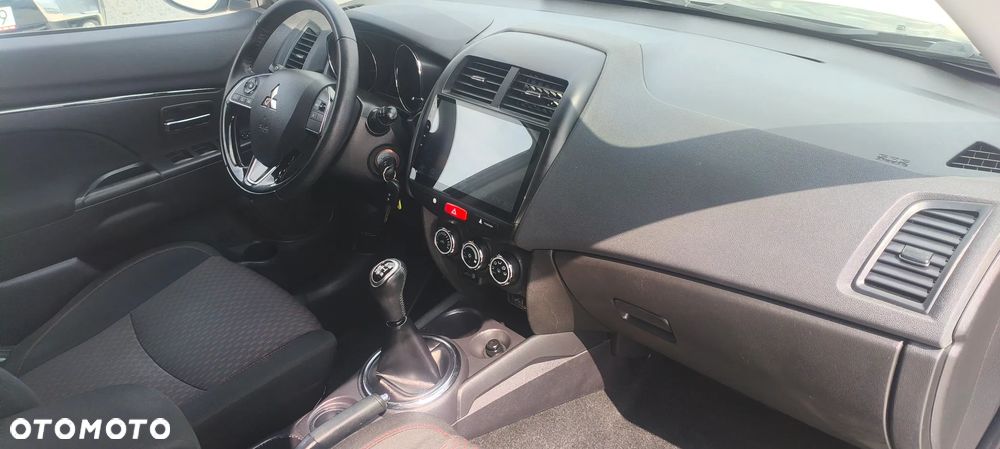 Mitsubishi ASX 1.6 2WD Intense - 29