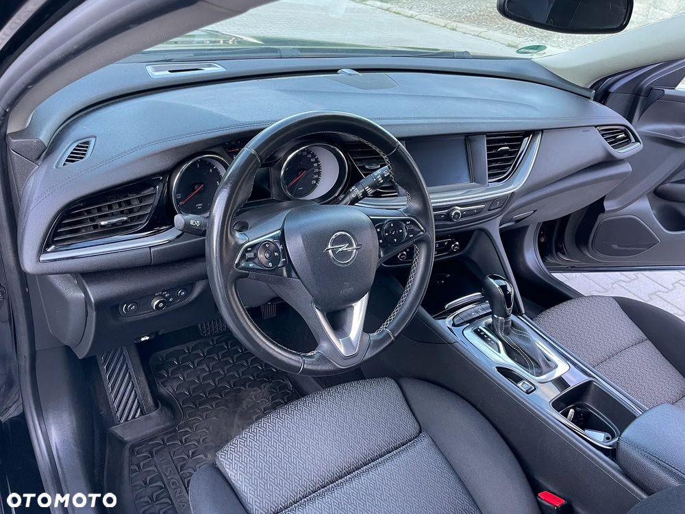 Opel Insignia - 15