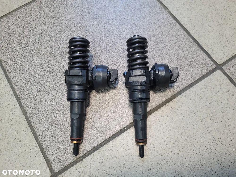Pompowtryskiwacz VW Golf IV Passat B5 Bora Polo 9N 1,4 1,9 TDI 045130073T - 1