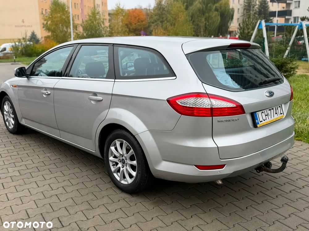 Ford Mondeo - 39