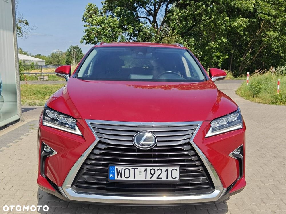 Lexus RX - 8