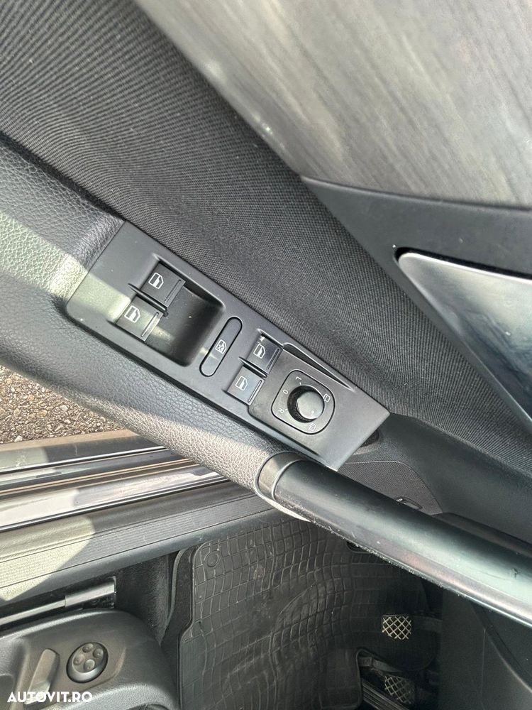 VOLKSWAGEN Passat 2011 — imagine 6
