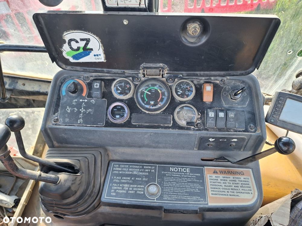 Caterpillar 428 C 4X4 - 15