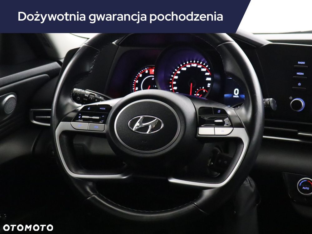 Hyundai Elantra - 21