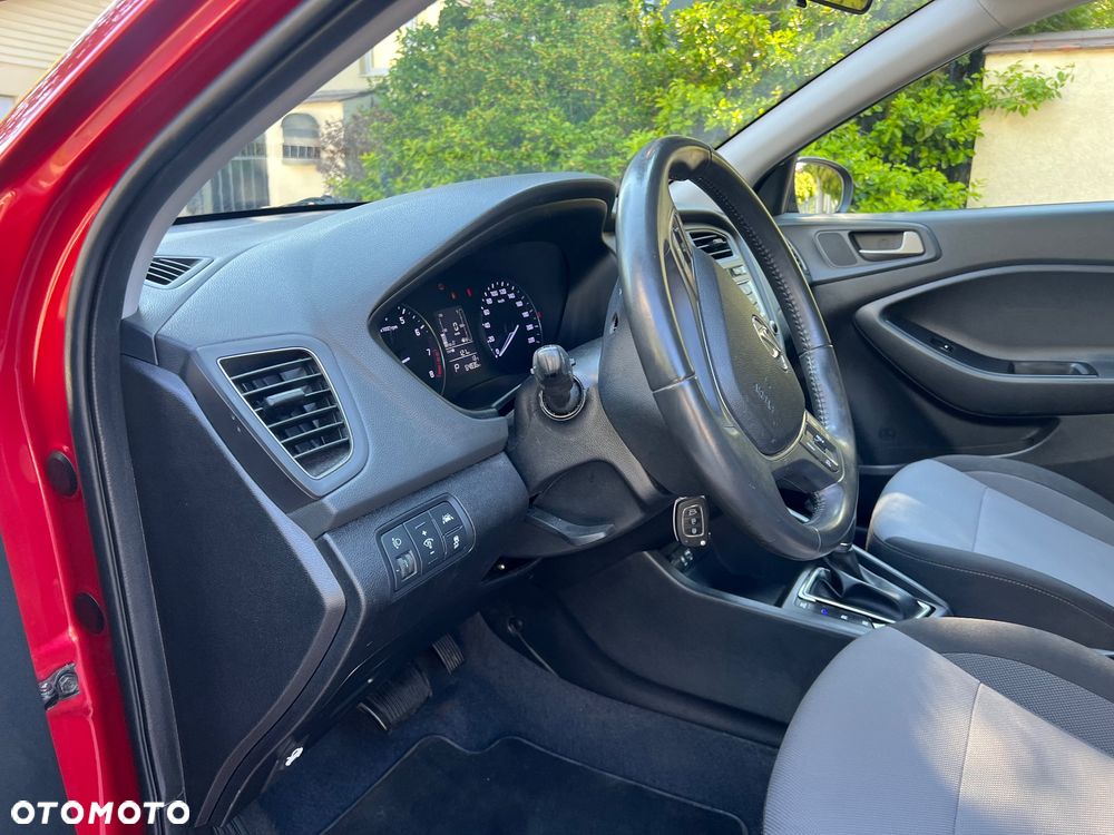 Hyundai i20 1.4 - 17