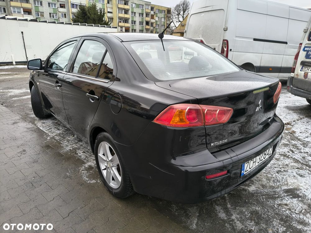 Mitsubishi Lancer - 4