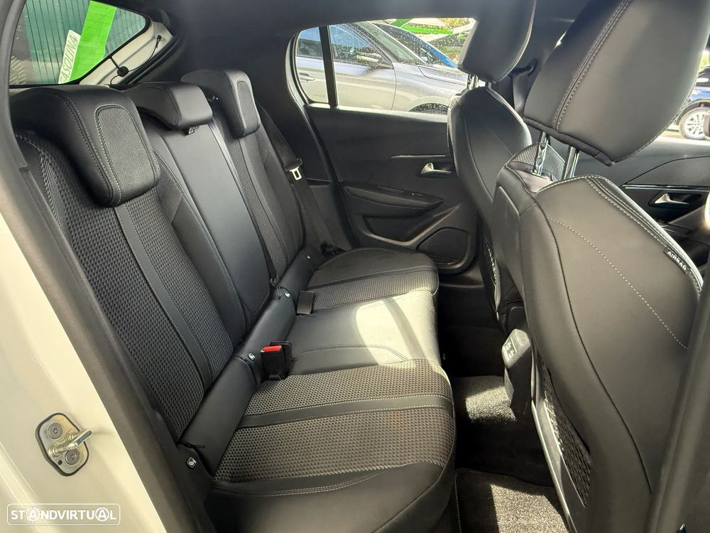 Peugeot 208 1.5 BlueHDi GT - 21