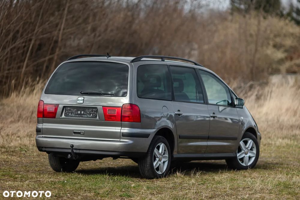 Seat Alhambra 2.0 TDI Reference - 10