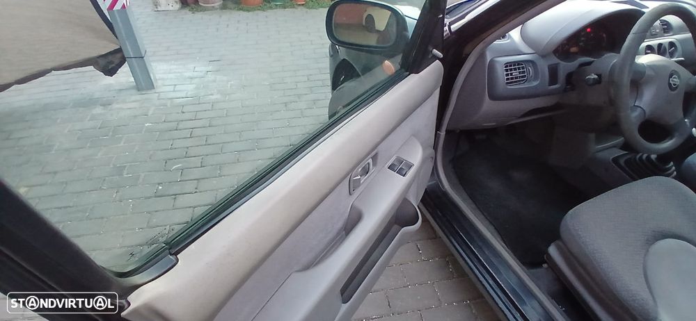Nissan Micra 1.0 Comfort - 6