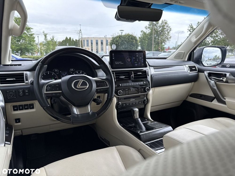 Lexus GX - 25