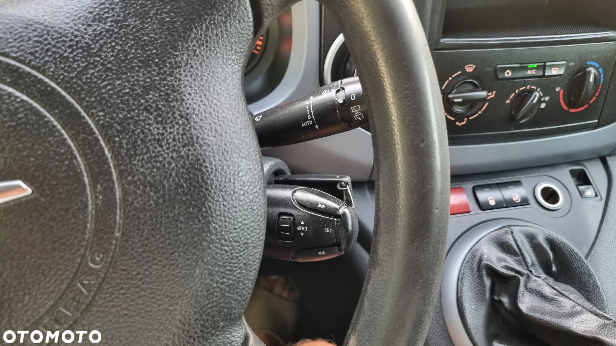Citroën Berlingo 1.6 HDi XTR - 12