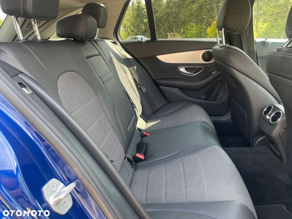 Mercedes-Benz Klasa C 200 7G-TRONIC Exclusive - 9