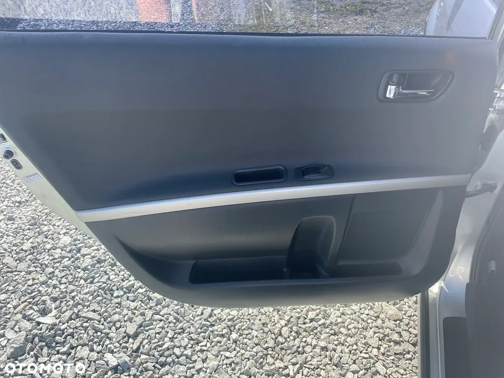 Toyota Corolla Verso - 12