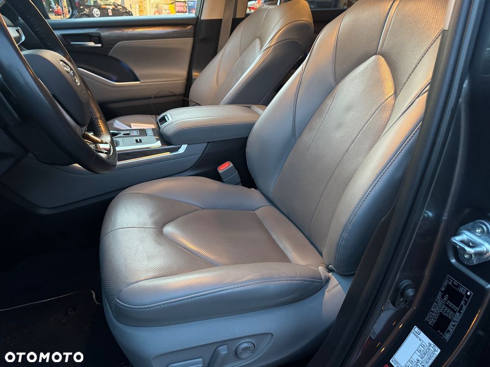 Toyota Highlander 2.5 Hybrid Executive - 19