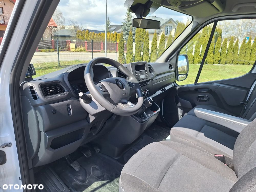 Renault Master - 10