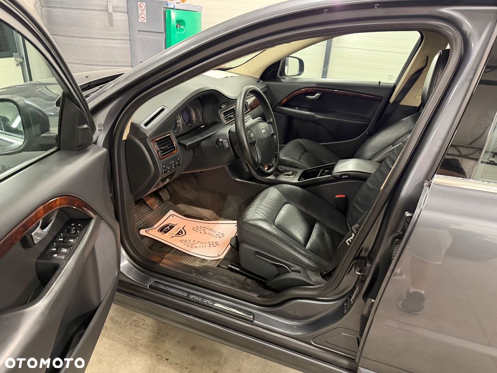 Volvo S80 - 11