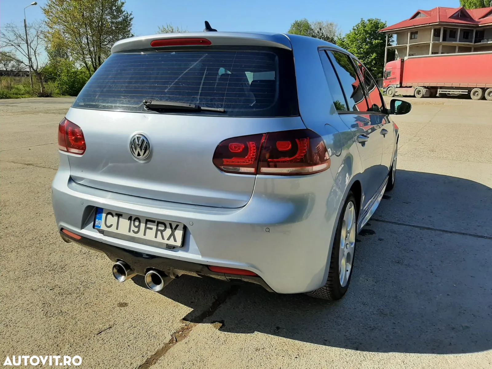 Volkswagen Golf 2.0 TDI Comfortline - 5