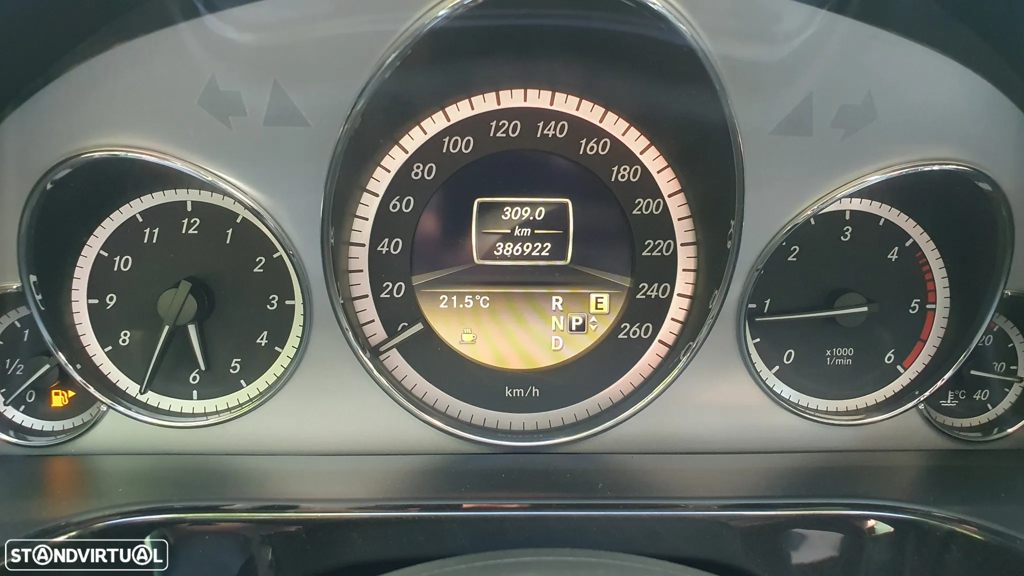 Mercedes-Benz E 250 CDi Avantgarde BlueEfficiency Auto. - 5