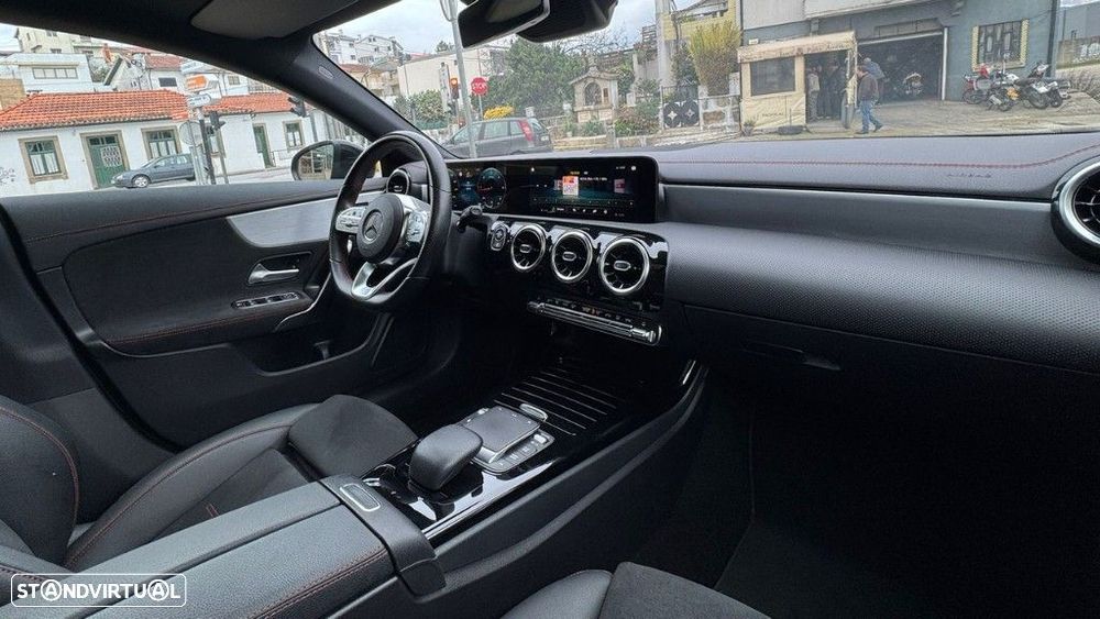 Mercedes-Benz CLA 200 - 12