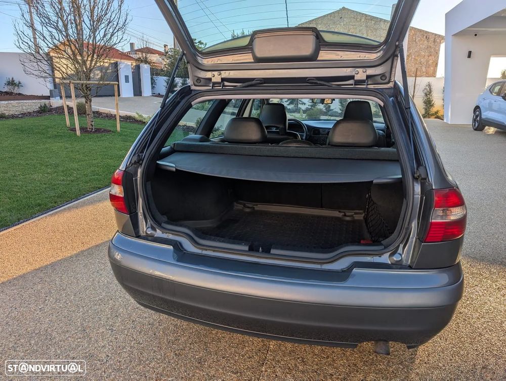 Volvo V40 1.9 D CR - 13