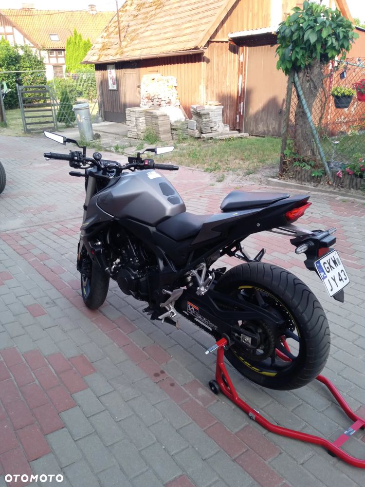 Honda CB - 6