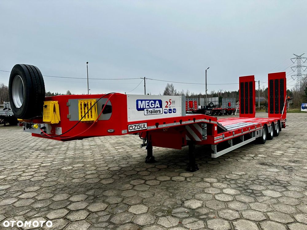 Inny 3 OSIOWA NISKOPODWOZIOWA Z TWARDYM POKŁADEM! NAJAZDY HYDRAULICZNE, OŚ SKRĘTNA - OŚ PODNOSZONA - 16