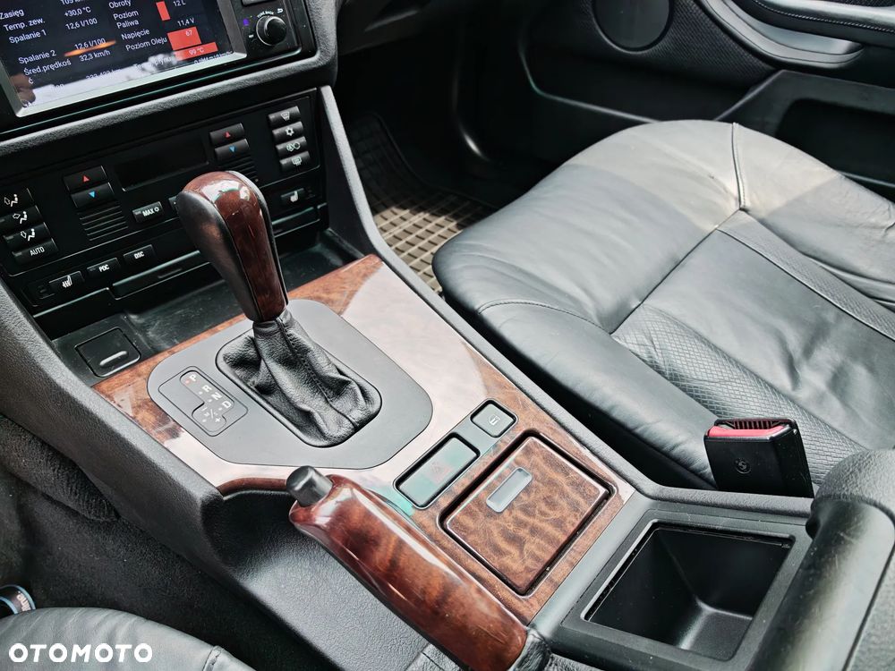 BMW Seria 5 - 14