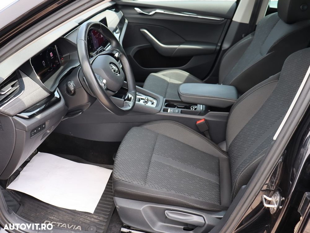Skoda Octavia 2.0 TDI DSG Style - 12