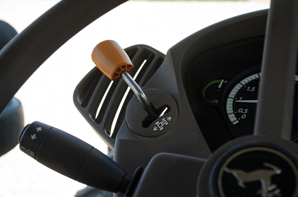 John Deere 6630 Premium - 33