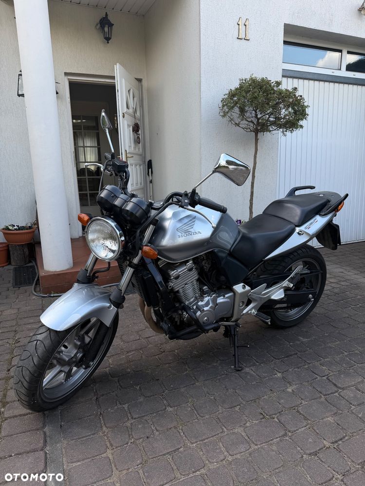 Honda CBF - 1