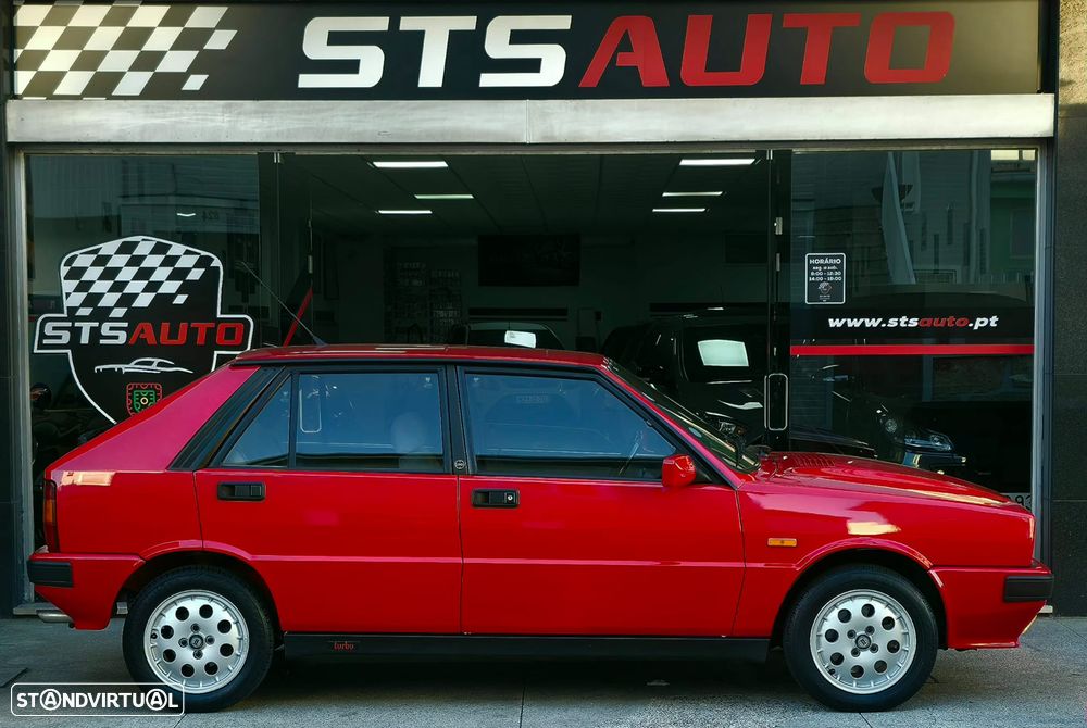 Lancia Delta 1.6 HF Turbo - 12