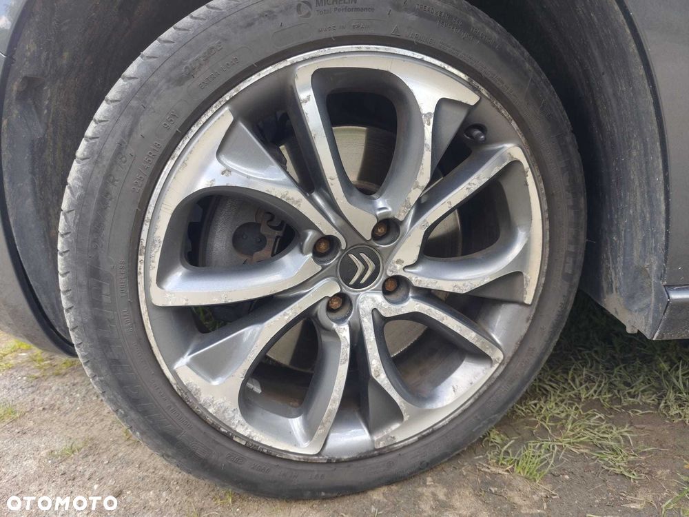 DS Automobiles DS 4 - 7