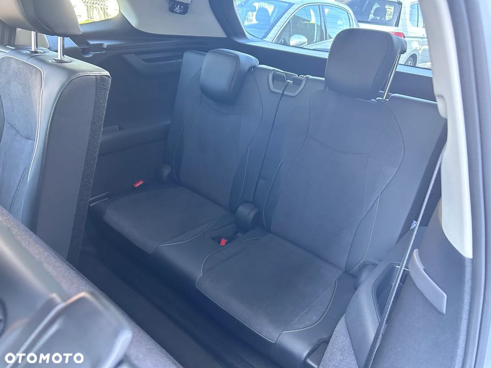 Volkswagen Tayron 2.0 TDI SCR Elegance DSG - 8
