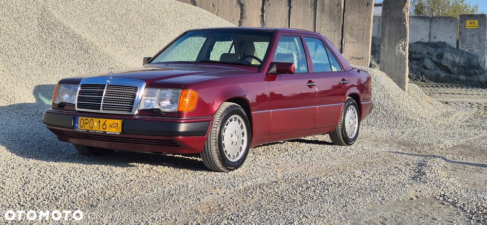 Mercedes-Benz W124 (1984-1993) - 18
