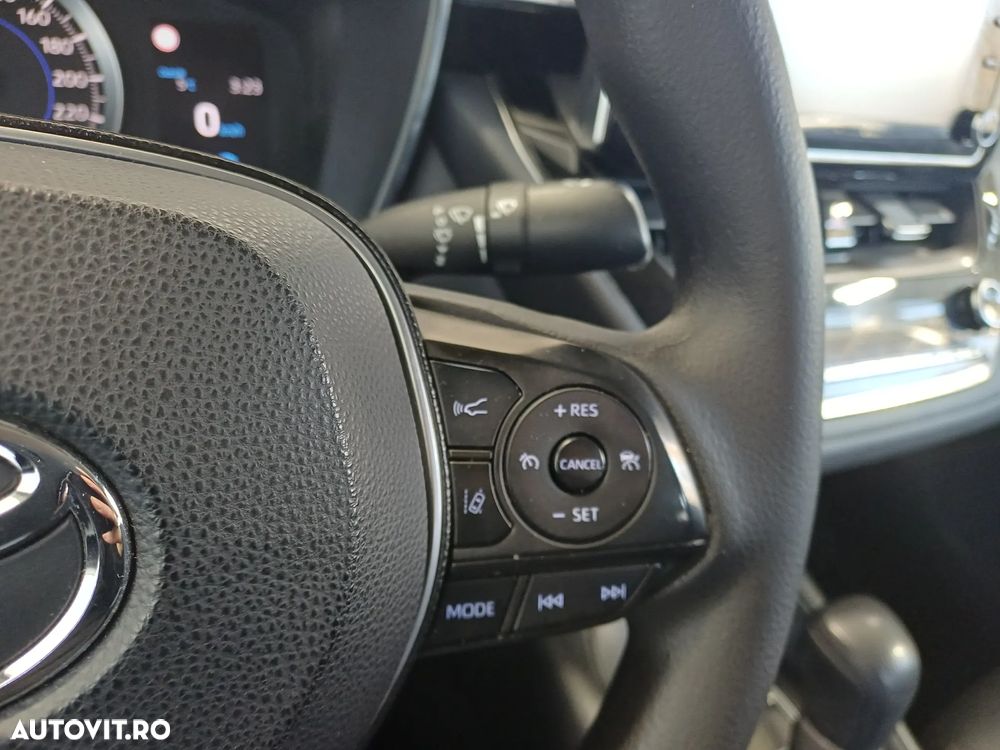 Toyota Corolla 1.8 HSD Dynamic - 11