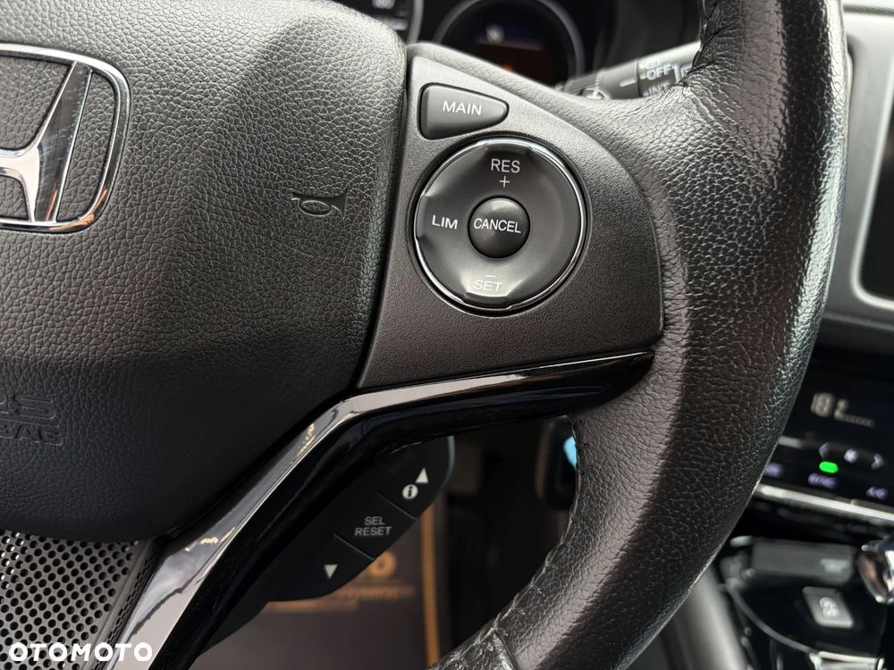 Honda HR-V 1.5 i-VTEC CVT Elegance - 24