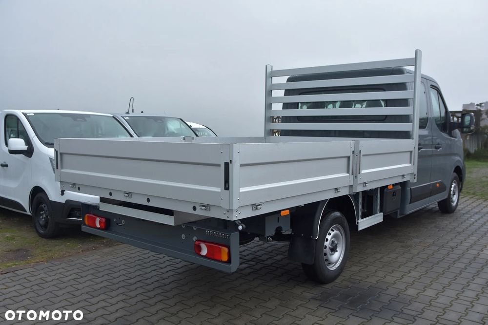 Renault Master Doka Brygadowa 7 osób 170KM 3900x2200x400 - 3