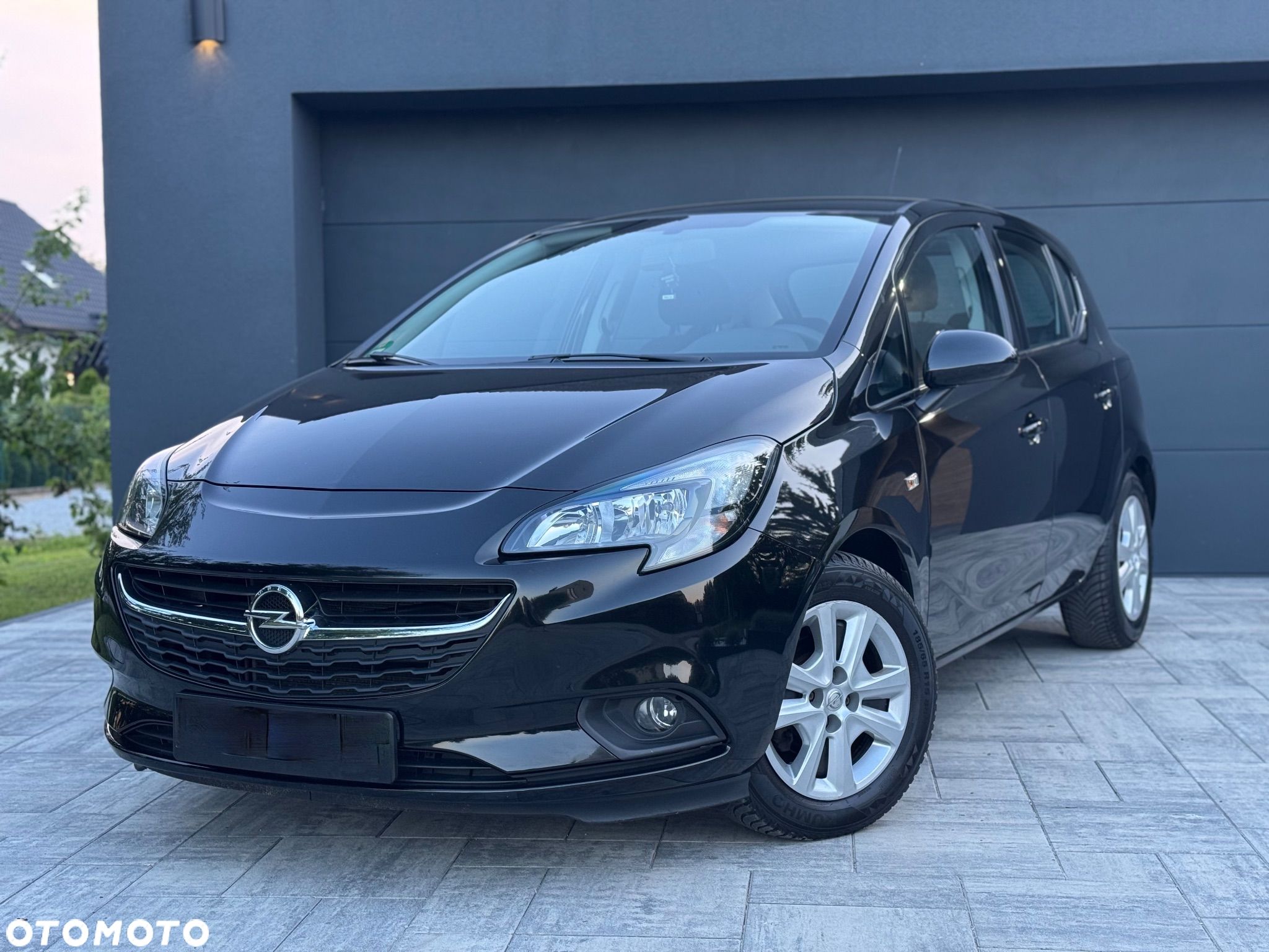 Opel Corsa 1.2 Active - 1