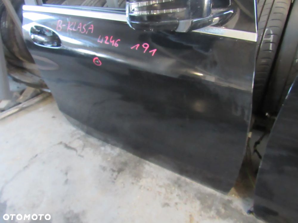 mercedes b klasa w246 przednie prawe drzwi 191 - 3