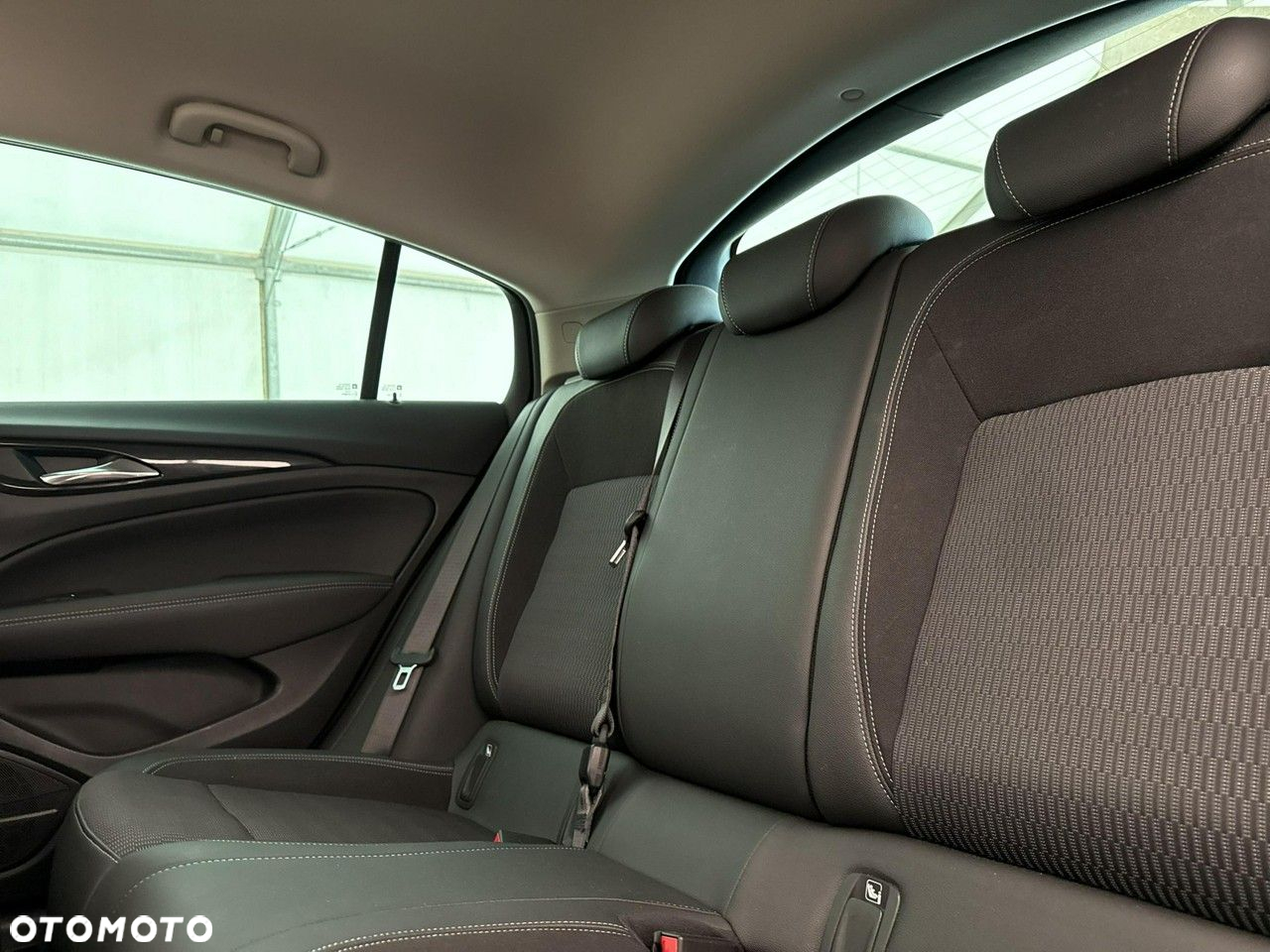 Opel Insignia - 18