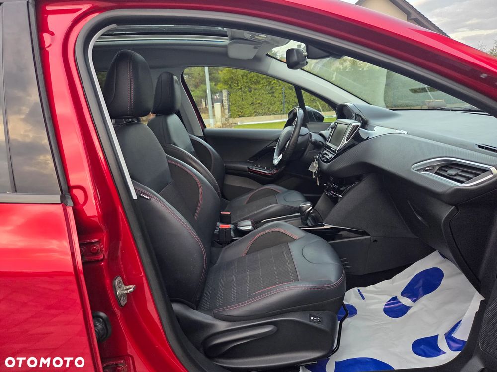 Peugeot 2008 BlueHDi 120 EAT6 Black Edition - 20