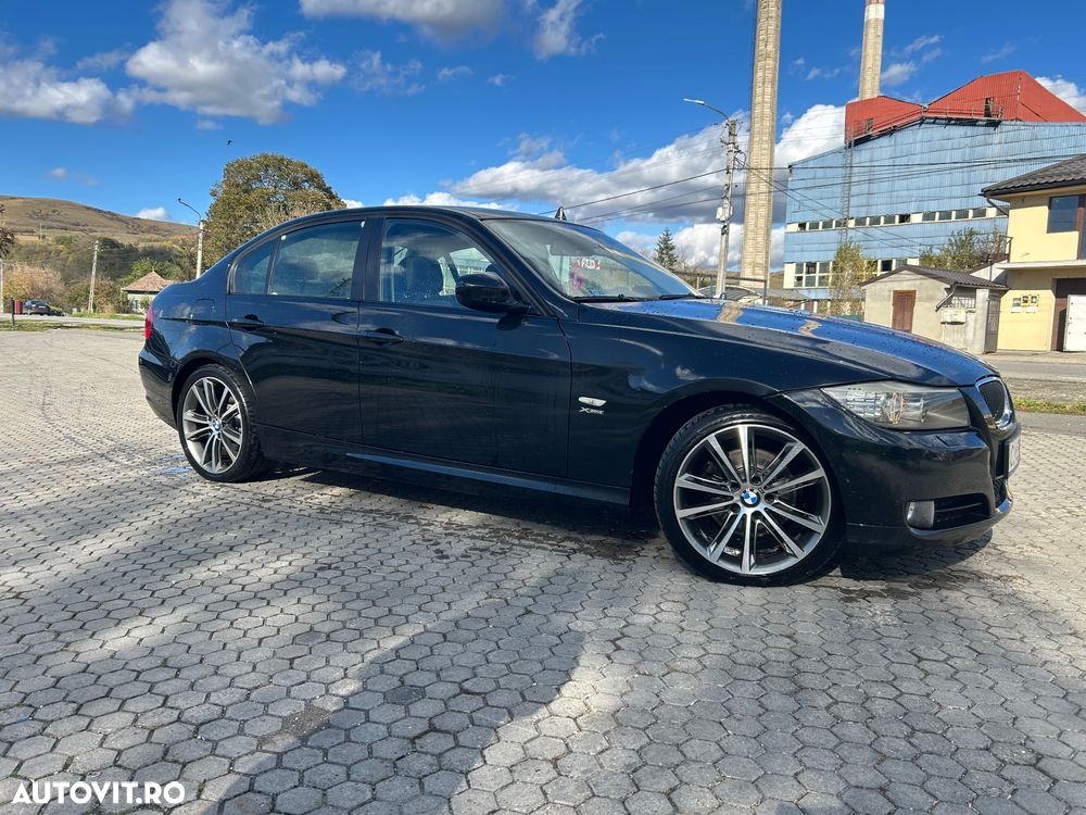 BMW Seria 3 320d xDrive DPF Aut. - 4