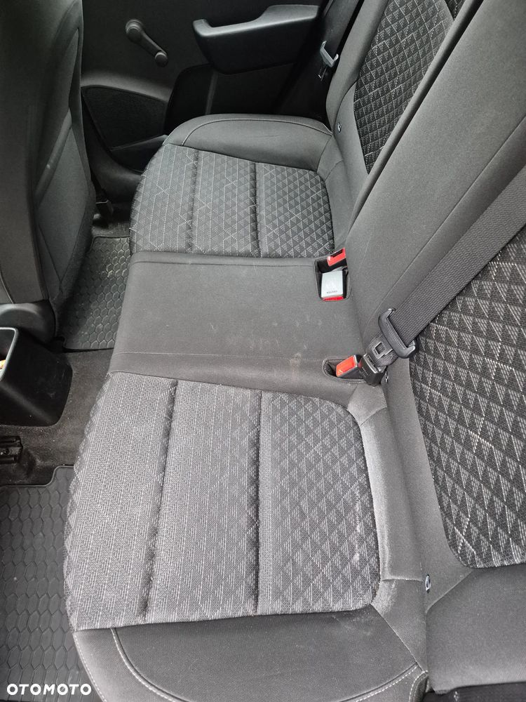 Kia Rio 1.2 M - 13