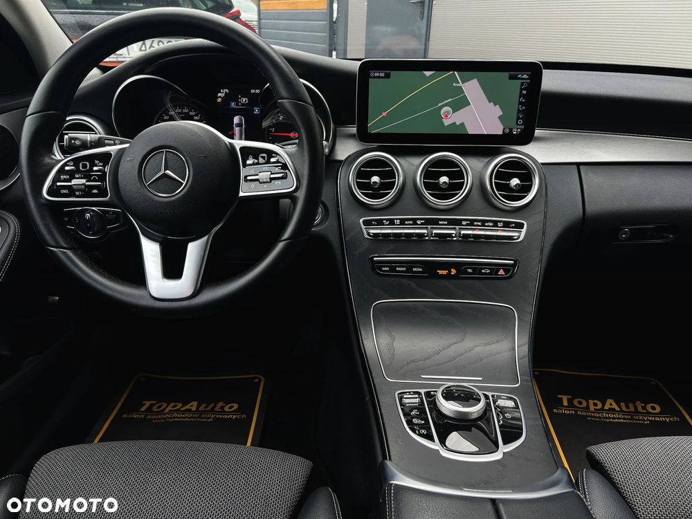 Mercedes-Benz Klasa C 220 d 9G-TRONIC - 38